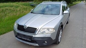 Škoda octavia Scout 2.0 FSI4x4.combi model 2009 dobrom stave - 6