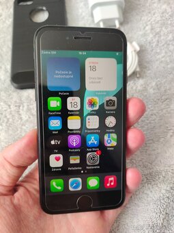 Apple iphone SE 2020 64GB Black - 6