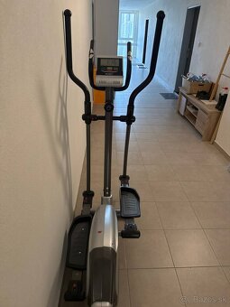 Eliptický trenažér HOUSEFIT MOTIO 30 - 6