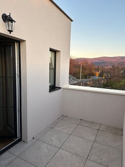 Ponúkam na prenájom 3 izbový byť 85m² TOPOĽČIANKY - 6