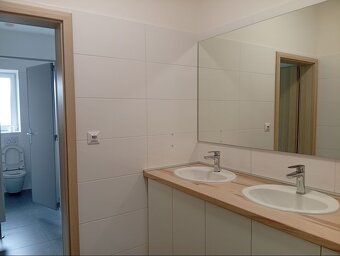 Administratívne priestory, Trenčín - 6