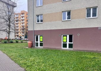 Predaj obchodného priestoru Žilina - Vlčince - 90m2 - 6