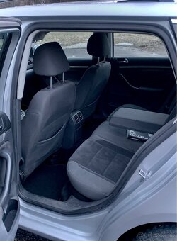 VOLKSWAGEN GOLF 2.0 TDI - 6