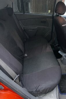 KIA Rio 1.4 benzín - 6