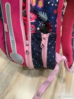 Školska taška pre prvý stupeň - 6