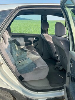 Citroën C4 1.6 HDi 2005 - 6