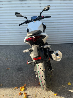 Kawasaki Z500 SE - 6
