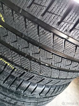 285/40 R21 109 Y XL Celoročné Vredestein Quatrac Pro - 6