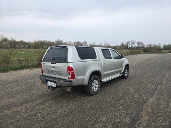 Toyota Hilux D-4D 3.0 TDI 126KW 4X4 - 6