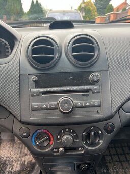 Chevrolet AVEO - 6