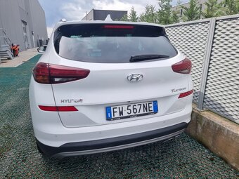 HYUNDAI TUCSON 1.6 CRDI.AUTOMAT - 6