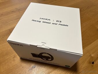 Moza R3 Bundle XBOX - NOVY - 6