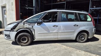 Citroen C4 Picasso 1,6HDI 82kw kód motora: 9HR - 6