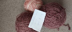 Vlna na pletenie a háčkovanie rôzna 3500g - 6