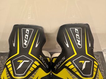 BRUSLE CCM TACKS 1792, vel. 9 /44 - 6