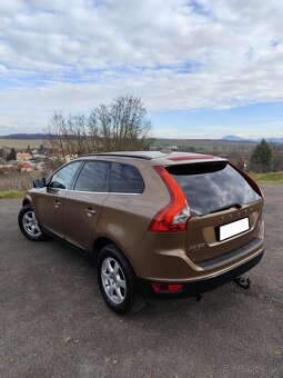 Volvo XC60 2.4 4x4 - 6
