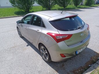 Hyundai i30 1,6 MPI - 6