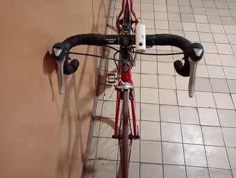 Znížená cena - Predám zachovalý cestný bicykel Kellys ARC - 6