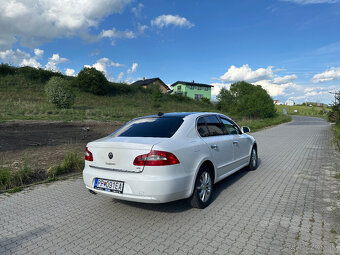 Škoda SUPERB Sedan 2.0 TDI - 6