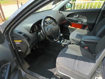 Kia Ceed - 6
