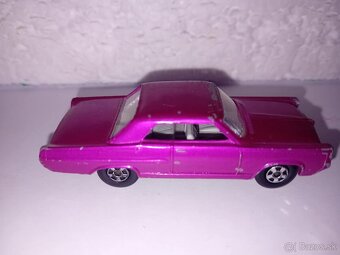 Matchbox Pontiac GP sports coupe - 6