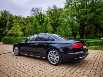 Audi A8 3.0 TDI 184kw 4x4 quattro diesel 6/2013 čierna met - 6