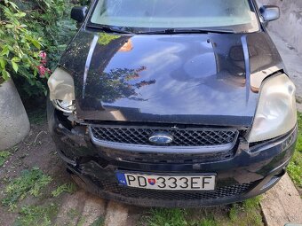 Ford fiesta - 6