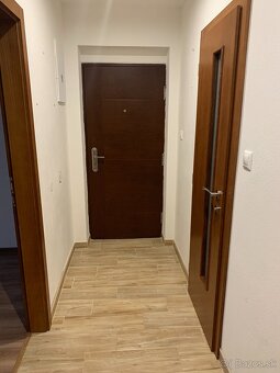 Prenájom 3 izbového bytu. - 6
