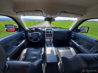 DODGE NITRO 2.8 RT 4x4 - 6