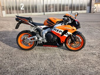 Honda CBR 1000RR - 6