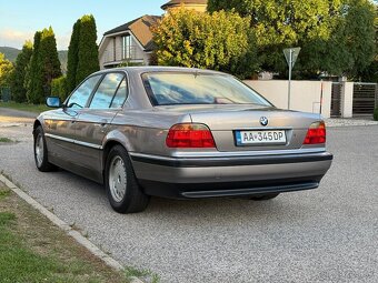 BMW E38 728i automat - 6