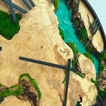 Machové hodiny s drevom a epoxidom 50cm priemer - 6