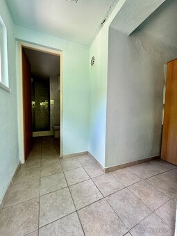 Rekreačná chata v lese – súkromie, príroda a pokoj - 6