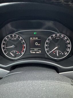 Škoda Octavia 2 TDI Elegance sedan - 6