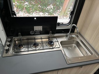 Adria Sun Living S70SL - 6