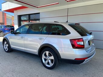Škoda Octavia Combi 2.0TDi 135kW DSG 4x4 Scout - 6