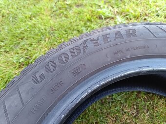 Celoročné pneumatiky 185/60R15 Goodyear - 6