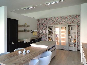 Veľký obchodný priestor 196 m2 s parkovacími miestami - 6