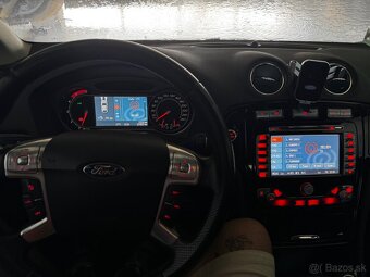 Ford Mondeo sedan 2.0 Tdci 103 kW - 6