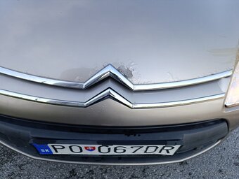 Citroen C4 1.4i 65kw 2010 - 6