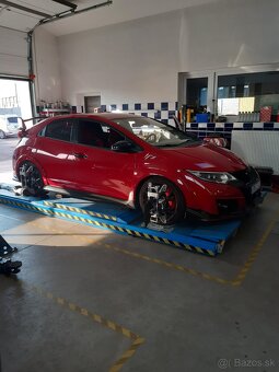 Honda Civic Type R - 6