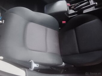 Rozpredám Mazda 3 obsah 1.6 disel - 6