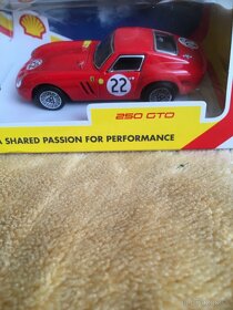 Shell Ferrari 250 GTO v krabičke - 6