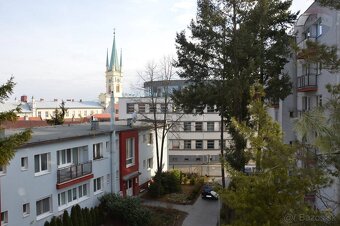 Predaj 3 izbový byt Nitra centrum + parkovanie vo dvore - 6