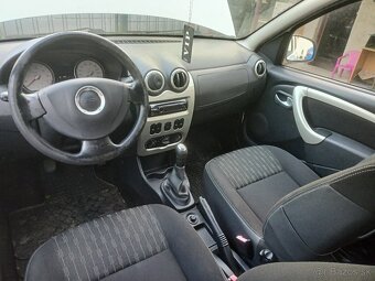 Dacia Sandero - 6