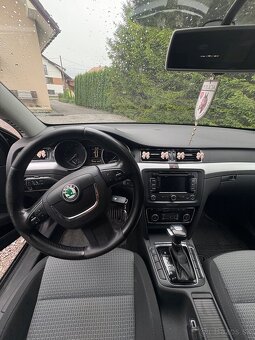 Škoda SuperB 2.0tdi DSG - 6