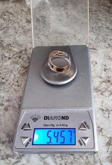 Dámsky zlatý prsteň - 6