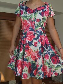 Krásne spoločenské šaty M - 6