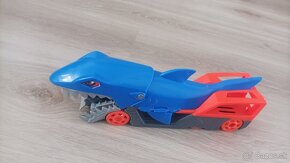 Hot Wheels - 6
