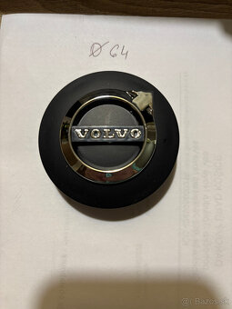 Predám stredové krytky (pukličky) Volvo-priemer 64 mm - 6